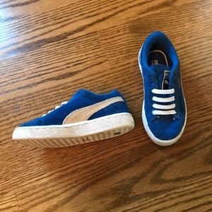Boys Suede Puma Low Top Sneakers, Size 11, Blue